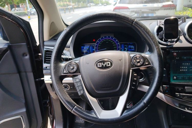 Used BYD S7 2016 2.0T Automatic Prestige Plus Steering Wheel