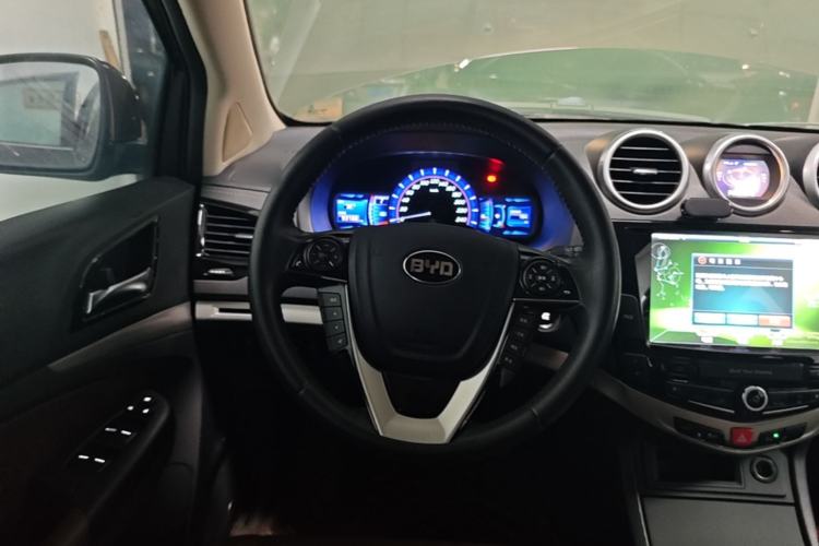 Used BYD S7 2016 1.5T Manual Luxury Edition Steering Wheel