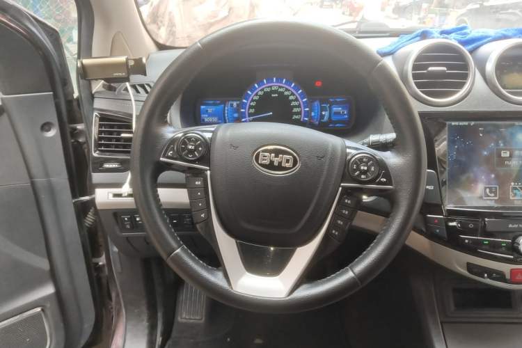 Used BYD S7 2016 1.5T Manual Luxury Edition Steering Wheel