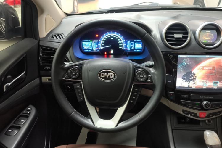 Used BYD S7 2016 2.0T Automatic Prestige Edition Steering Wheel