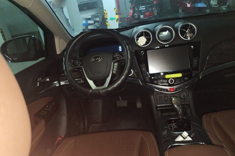 Used BYD S7 2016 2.0T Automatic Flagship Plus Steering Wheel