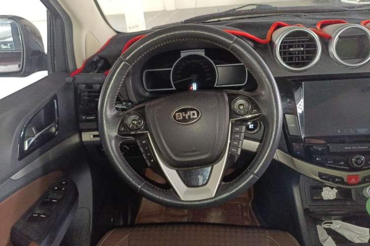 Used BYD S7 2016 1.5T Manual Luxury Edition Steering Wheel