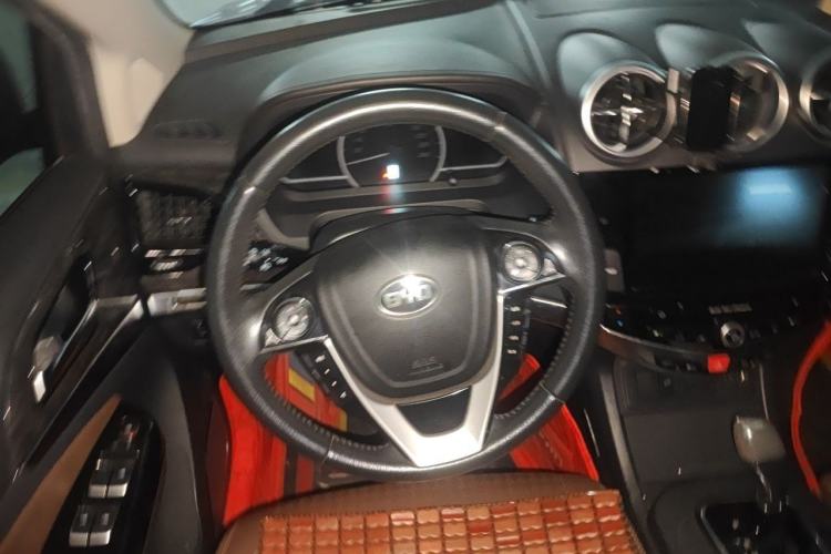 Used BYD S7 2016 2.0T Automatic Prestige Plus Steering Wheel