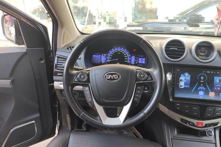 Used BYD S7 2016 1.5T Manual Luxury Edition Steering Wheel