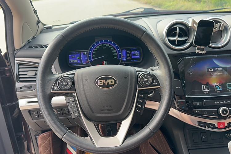 Used BYD S7 2016 2.0T Automatic Prestige Plus Steering Wheel