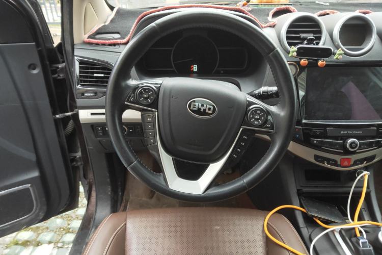 Used BYD S7 2016 1.5T Manual Luxury Edition Steering Wheel