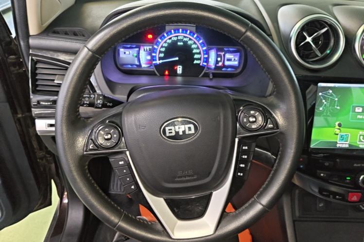Used BYD S7 2016 2.0T Automatic Prestige Plus Steering Wheel