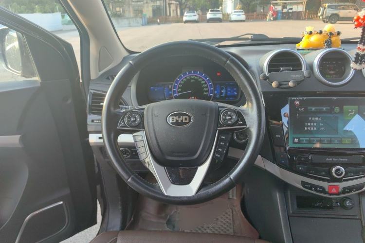 Used BYD S7 2016 1.5T Manual Luxury Edition Steering Wheel