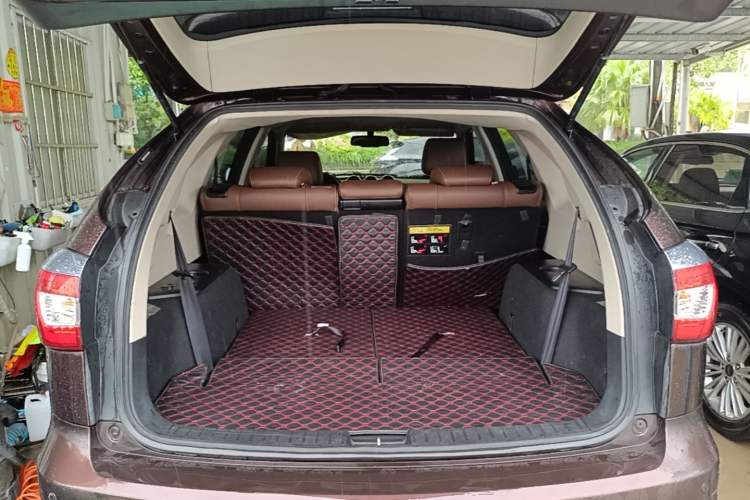 Used BYD S7 2016 1.5T Manual Luxury Edition Trunk