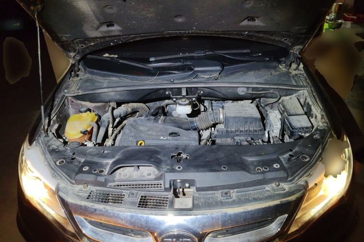 Used BYD S7 2016 2.0T Automatic Prestige Plus Engine Bay