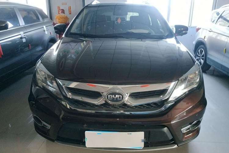 Used BYD S7 2016 2.0T Automatic Prestige Plus Exterior 1