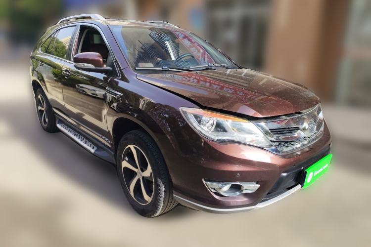 Used BYD S7 2016 2.0T Automatic Flagship Plus Front Right 45 Deg