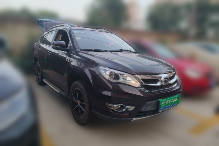 Used BYD S7 2016 1.5T Manual Luxury Edition Front Right 45 Deg
