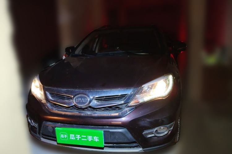 Used BYD S7 2016 2.0T Automatic Prestige Plus Front