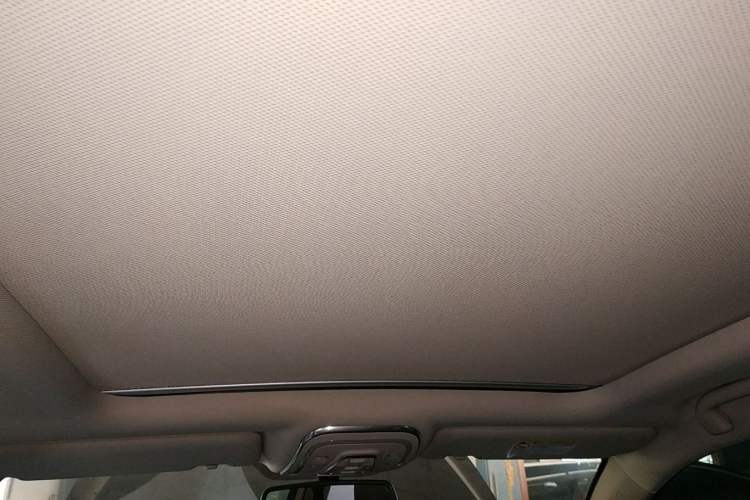 Used BYD S7 2016 2.0T Automatic Prestige Plus Headliner