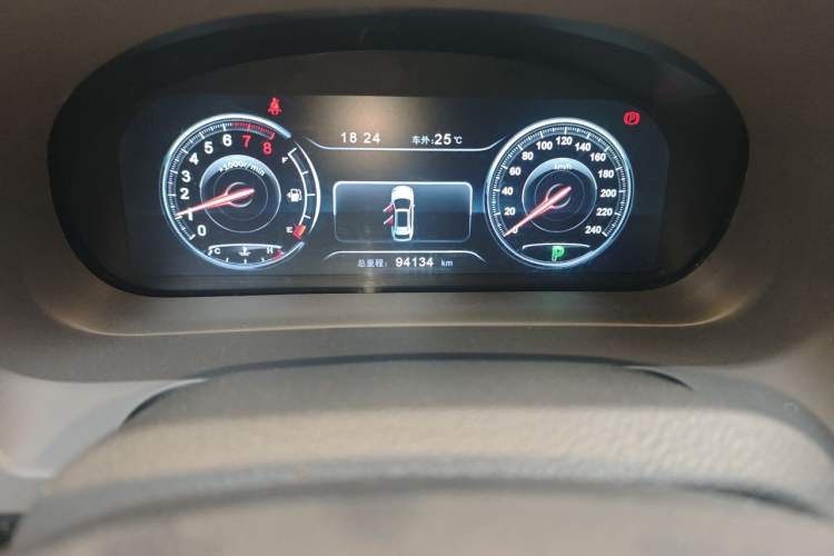 Used BYD S7 2016 2.0T Automatic Flagship Plus Odometer Close Up