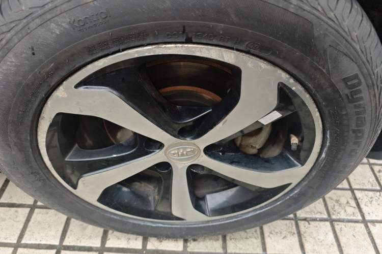 Used BYD S7 2016 2.0T Automatic Flagship Plus Right Front Wheel Hub