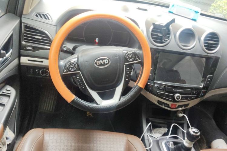 Used BYD S7 2016 1.5T Manual Luxury Edition Steering Wheel