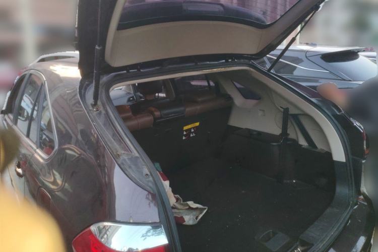 Used BYD S7 2016 1.5T Manual Luxury Edition Trunk