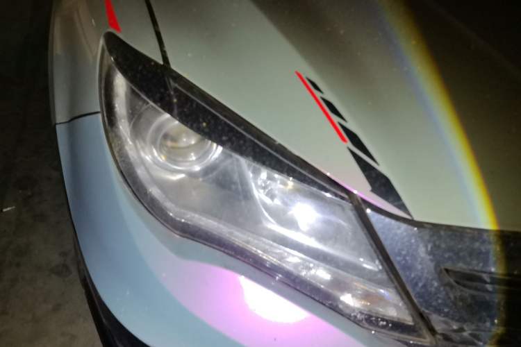 Used BYD S7 2016 2.0T Automatic Prestige Plus Right Front Headlight