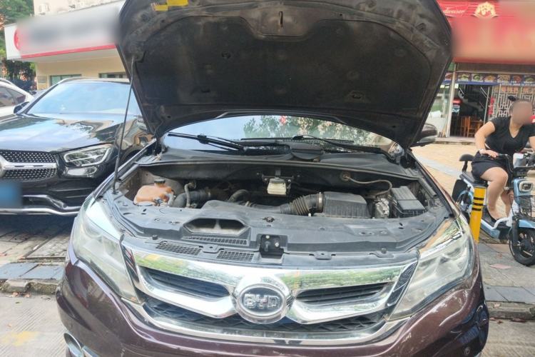 Used BYD S7 2016 2.0T Automatic Prestige Plus Engine Bay
