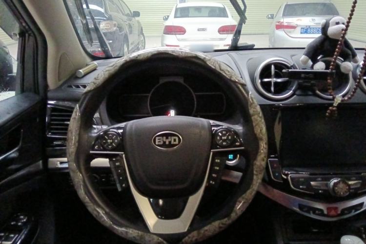 Used BYD S7 2016 2.0T Automatic Prestige Plus Steering Wheel