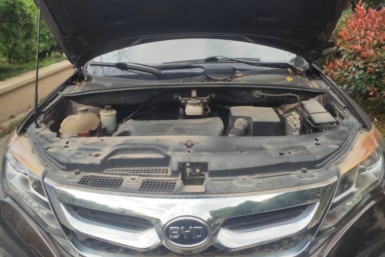 Used BYD S7 2016 1.5T Manual Luxury Edition Engine Bay