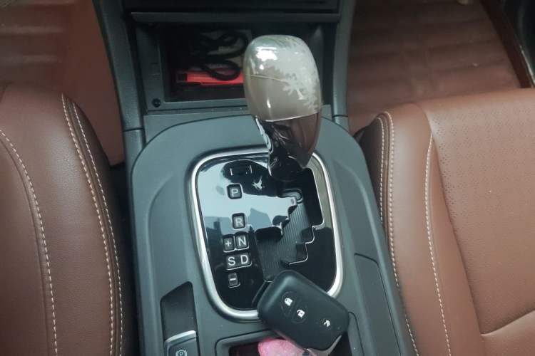 Used BYD S7 2016 2.0T Automatic Prestige Edition Gear Lever