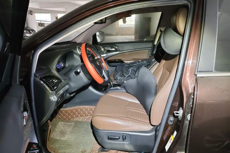 Used BYD S7 2016 2.0T Automatic Prestige Edition Left Front Seat