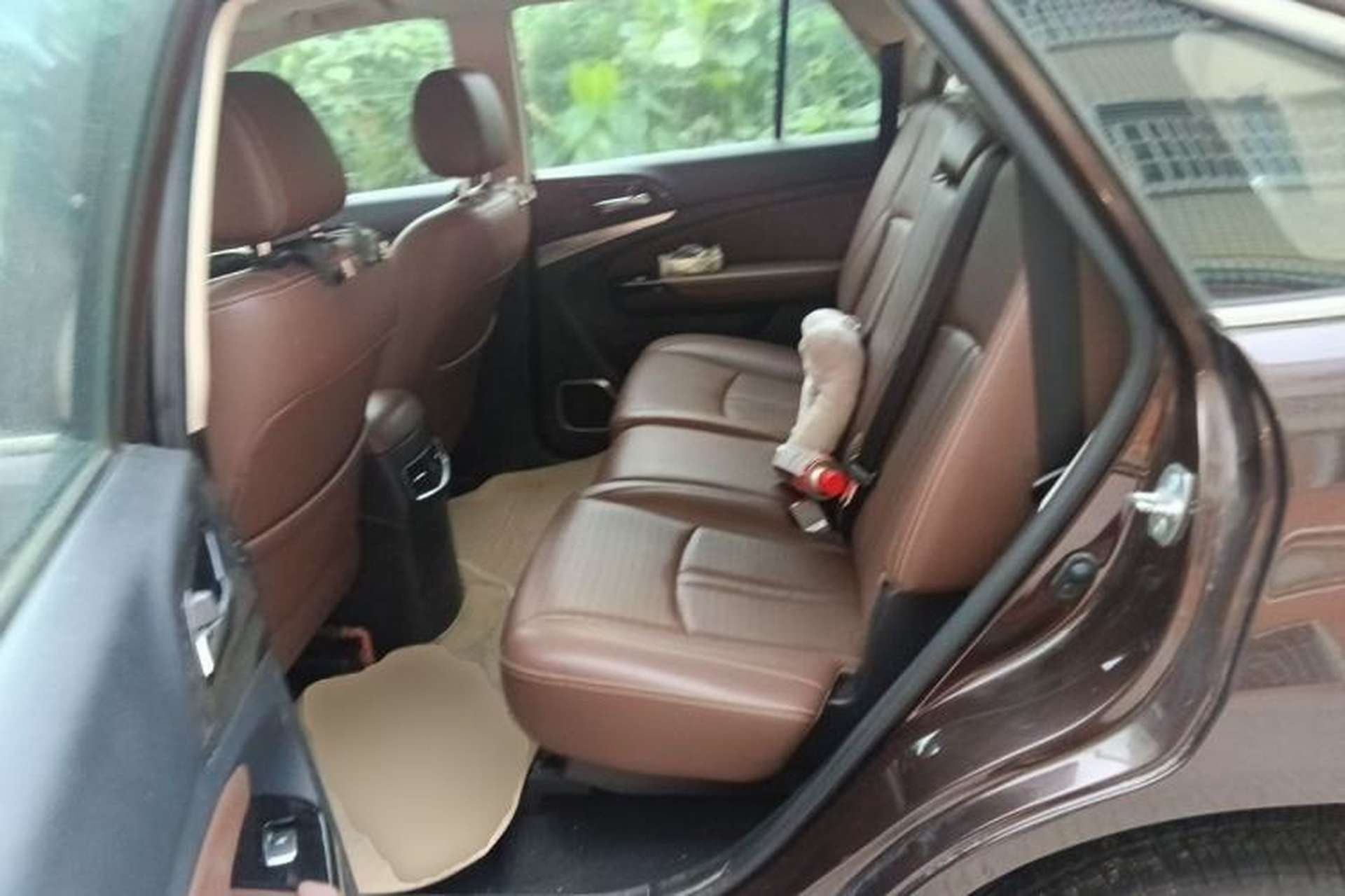 Used BYD S7 2016 2.0T Automatic Prestige Edition Left Rear Seat