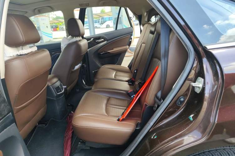 Used BYD S7 2016 2.0T Automatic Prestige Plus Left Rear Seat