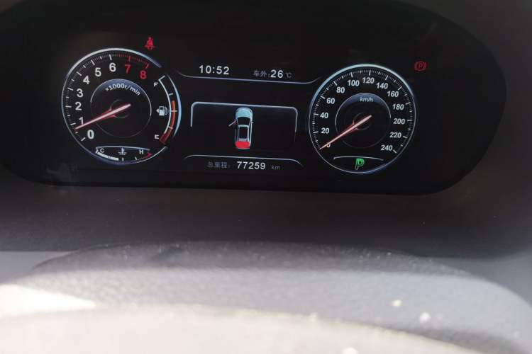 Used BYD S7 2016 2.0T Automatic Flagship Plus Odometer Close Up