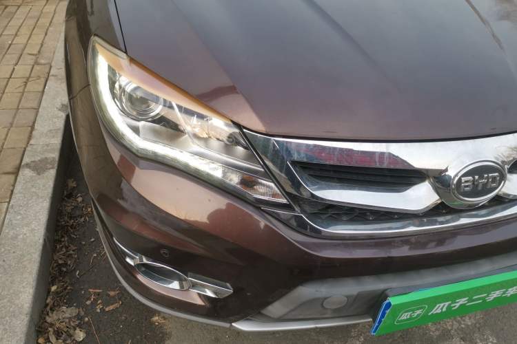 Used BYD S7 2016 1.5T Manual Luxury Edition Right Front Headlight