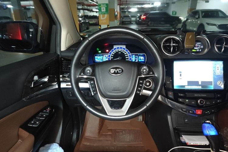 Used BYD S7 2016 2.0T Automatic Prestige Plus Steering Wheel