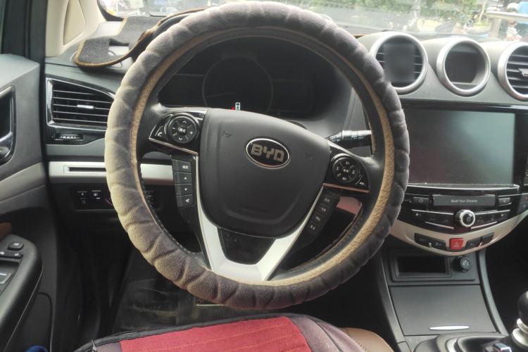 Used BYD S7 2016 1.5T Manual Luxury Edition Steering Wheel
