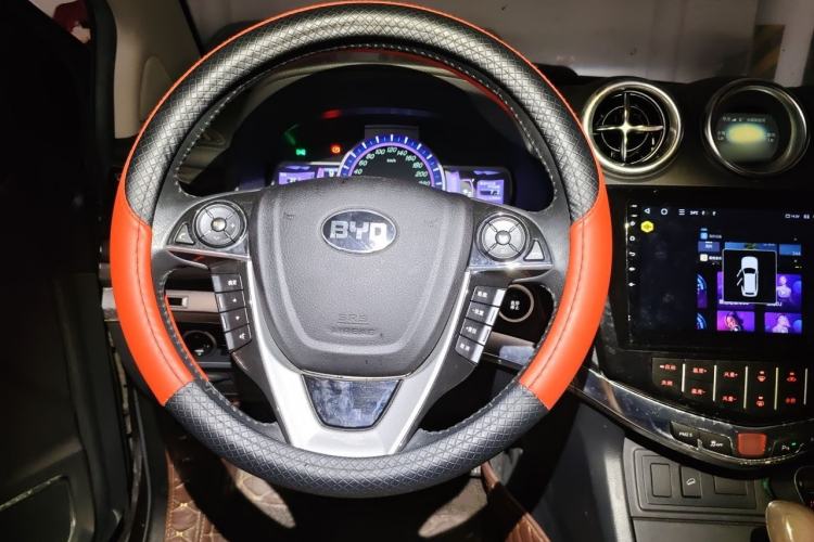Used BYD S7 2016 2.0T Automatic Prestige Edition Steering Wheel