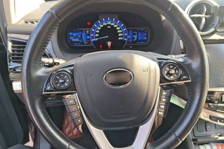 Used BYD S7 2016 2.0T Automatic Prestige Plus Steering Wheel