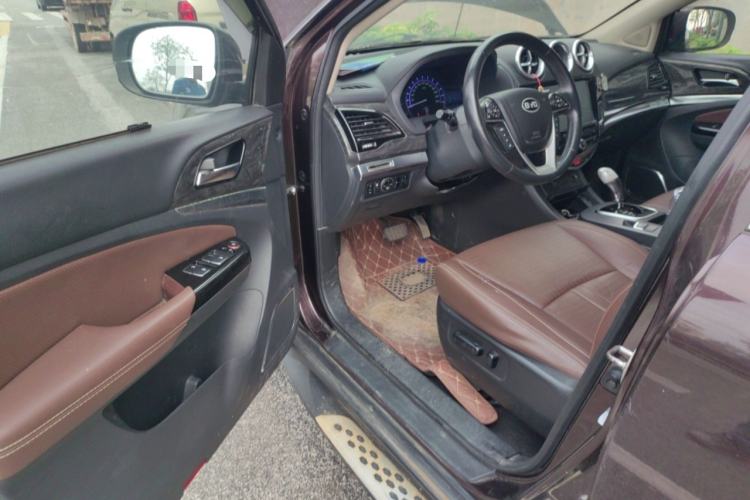 Used BYD S7 2016 2.0T Automatic Prestige Plus Driver Seat