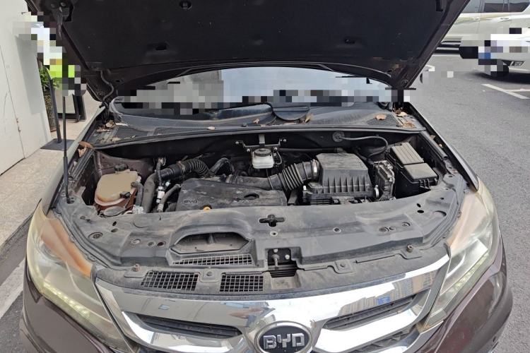 Used BYD S7 2016 2.0T Automatic Prestige Plus Engine Bay