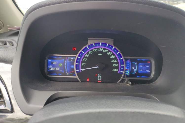 Used BYD S7 2016 2.0T Automatic Prestige Plus Instrument Cluster
