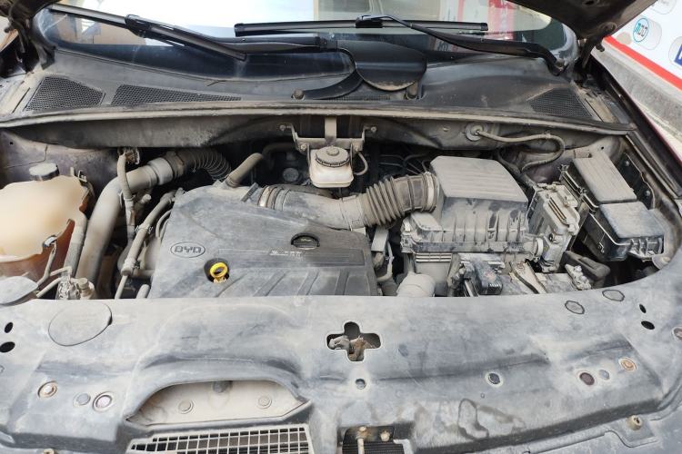 Used BYD S7 2016 2.0T Automatic Prestige Plus Engine Bay