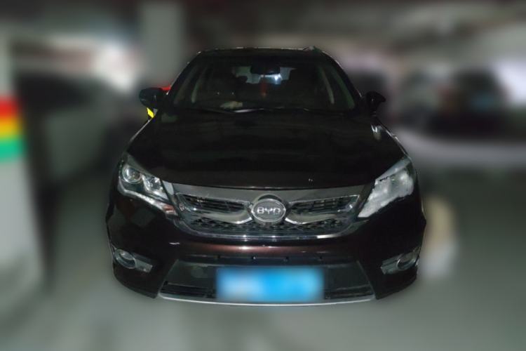 Used BYD S7 2016 2.0T Automatic Prestige Plus Front
