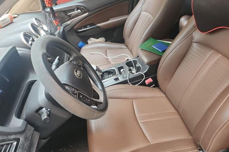 Used BYD S7 2016 2.0T Automatic Prestige Plus Left Front Seat
