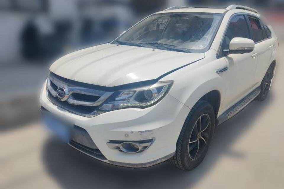 BYD S7 2016