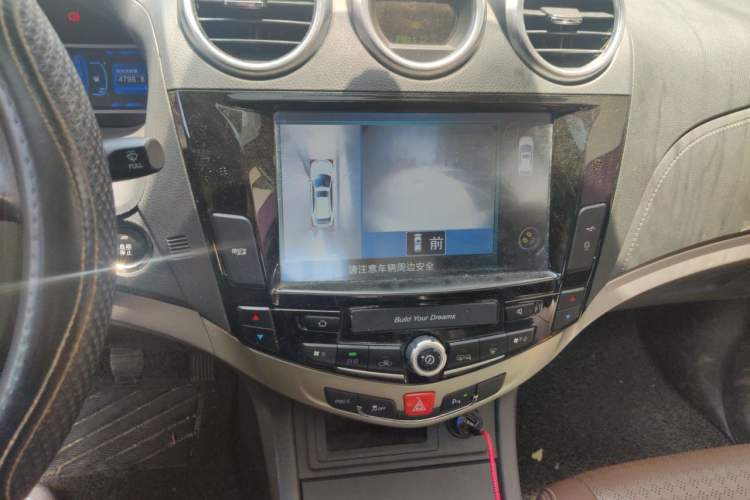 Used BYD S7 2016 1.5T Manual Luxury Edition Audio And AC Panel