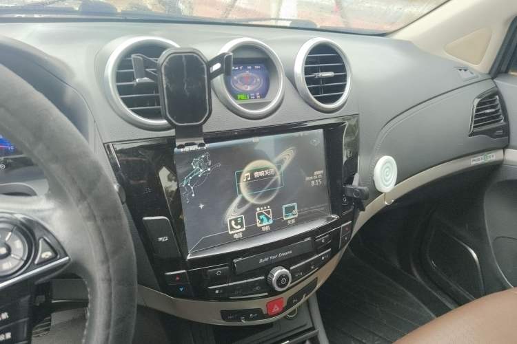Used BYD S7 2016 1.5T Manual Luxury Edition Audio And AC Panel