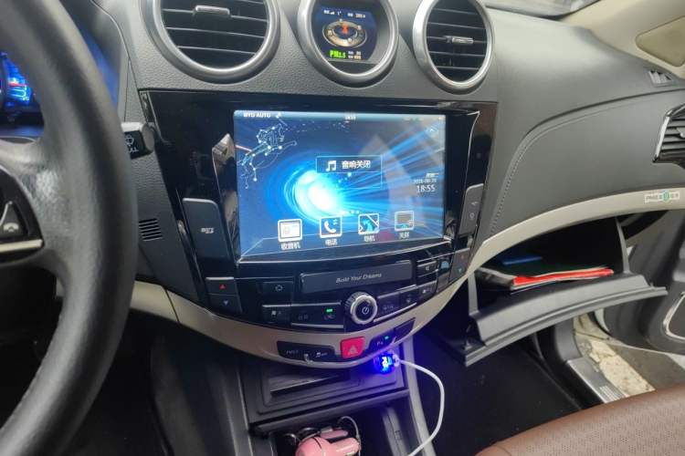 Used BYD S7 2016 1.5T Manual Luxury Edition Audio And AC Panel