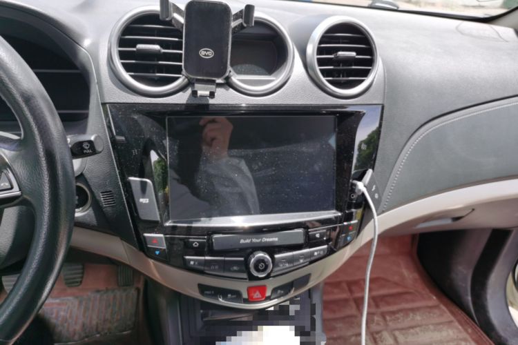 Used BYD S7 2016 1.5T Manual Luxury Edition Audio And AC Panel