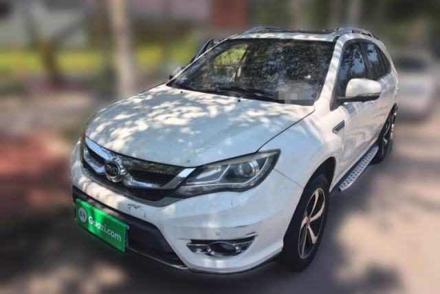 Ojetý BYD S7 2016 2.0T Automatic Prestige Plus