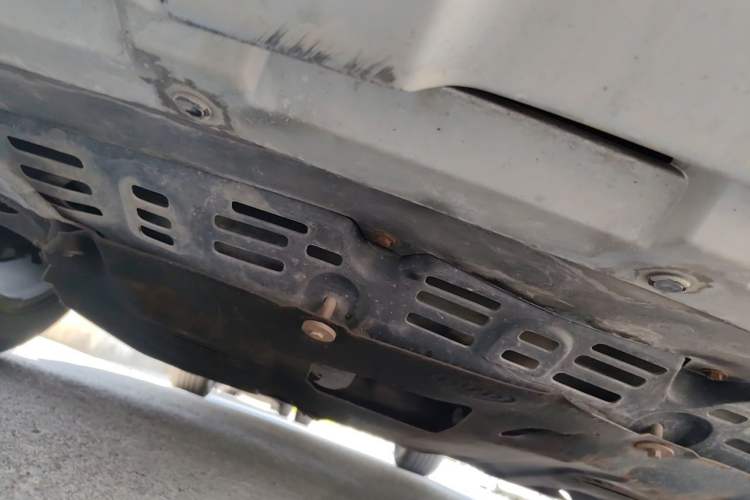 Used BYD S7 2016 2.0T Automatic Prestige Plus Chassis Front